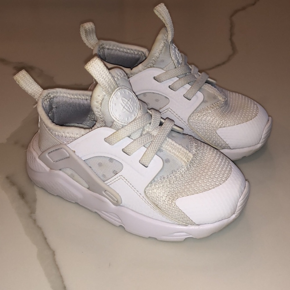 Nike Huarache Run White EUC